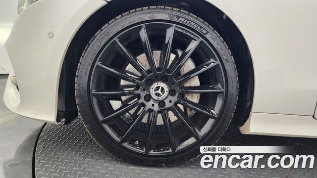 Mercedes-Benz E-Class E220d Coupe