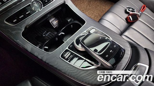 Mercedes-Benz E-Class E220d Coupe