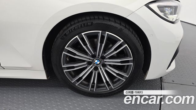 BMW 3-Series 320i M Sport