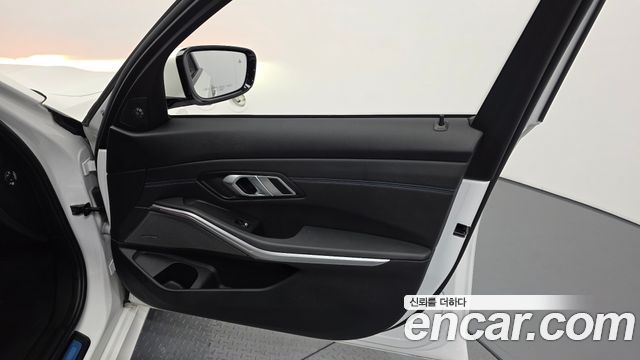 BMW 3-Series 320i M Sport