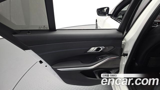 BMW 3-Series 320i M Sport