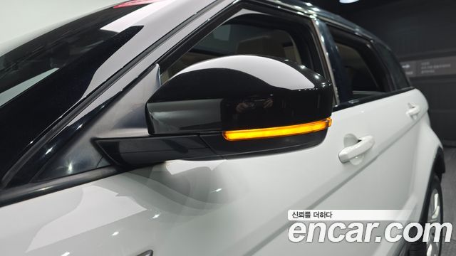 Land Rover Range Rover Evoque 2.0 TD4 SE