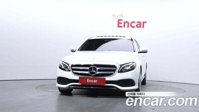 Mercedes-Benz E-Class E220d Avantgarde