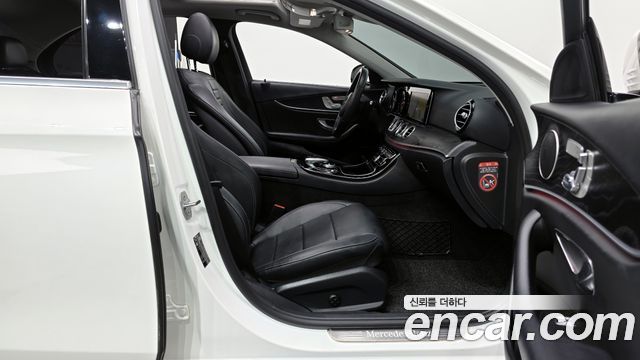 Mercedes-Benz E-Class E220d Avantgarde