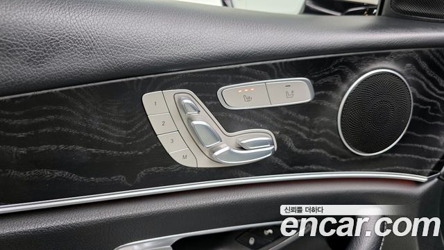 Mercedes-Benz E-Class E220d Avantgarde