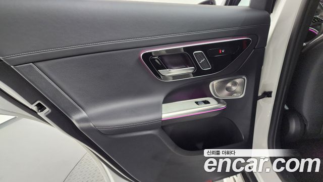 Mercedes-Benz GLC-Class GLC 300 4MATIC Avantgarde