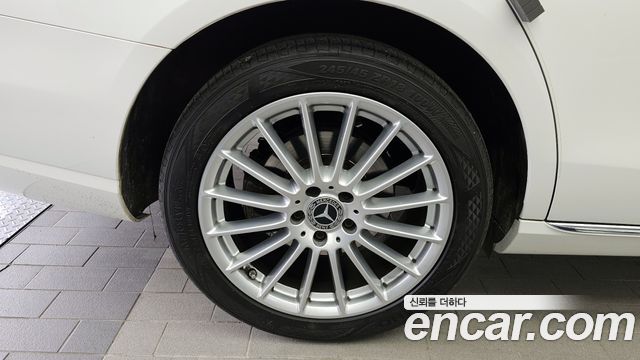 Mercedes-Benz E-Class E250 Exclusive