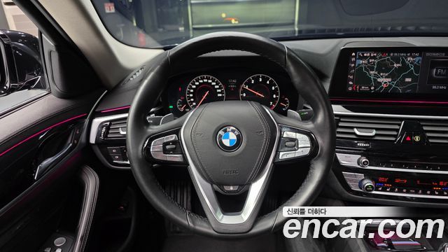 BMW 5-Series 530i Luxury Plus