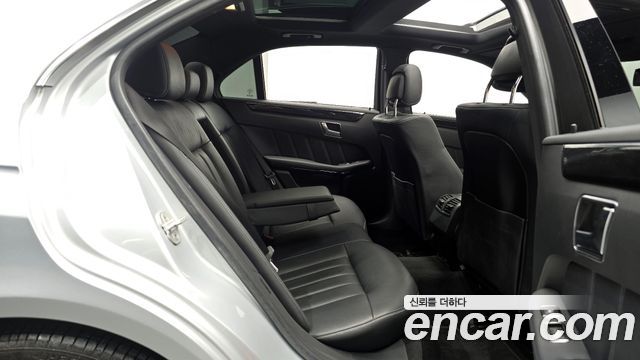 Mercedes-Benz E-Class E250 BlueTec 4MATIC AV
