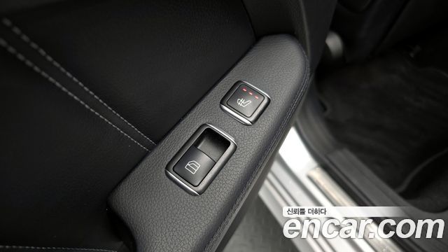 Mercedes-Benz E-Class E250 BlueTec 4MATIC AV