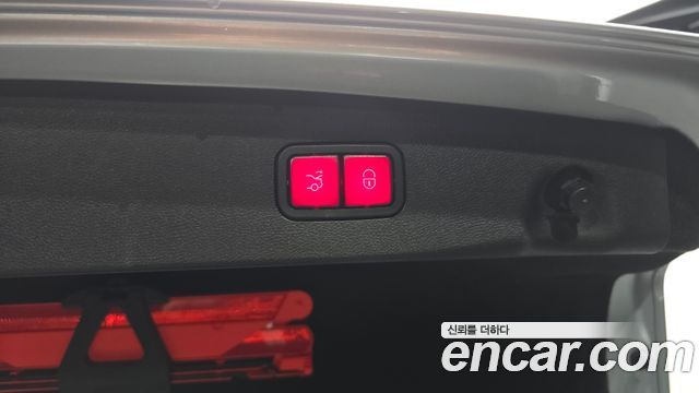 Mercedes-Benz E-Class E250 BlueTec 4MATIC AV