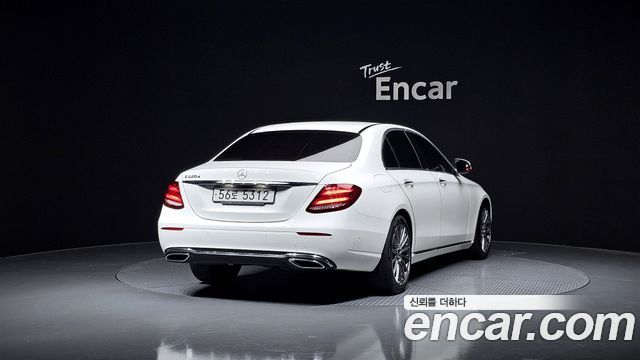Mercedes-Benz E-Class E220d Avantgarde