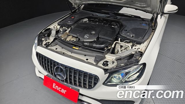 Mercedes-Benz E-Class E220d Avantgarde