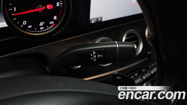Mercedes-Benz E-Class E220d Avantgarde