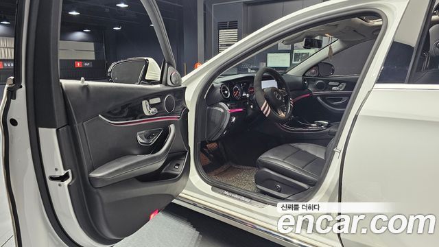 Mercedes-Benz E-Class E220d Avantgarde