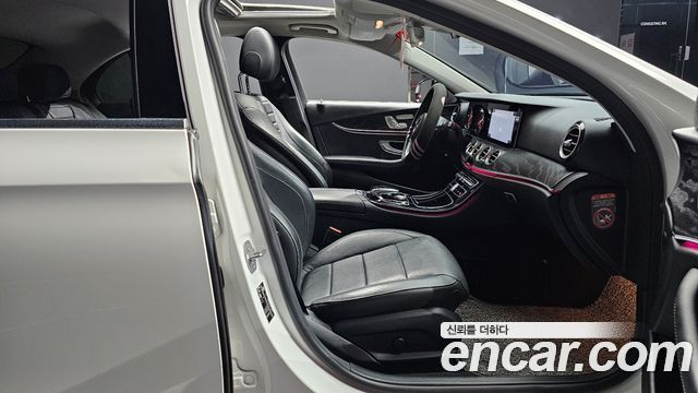 Mercedes-Benz E-Class E220d Avantgarde