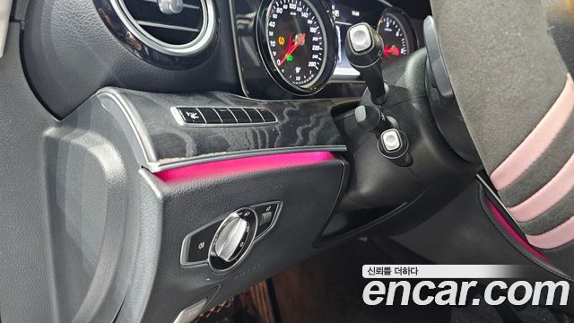 Mercedes-Benz E-Class E220d Avantgarde