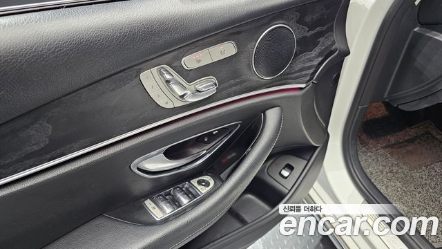 Mercedes-Benz E-Class E220d Avantgarde