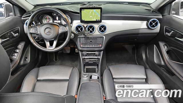 Mercedes-Benz GLA-Class GLA200 d 4MATIC