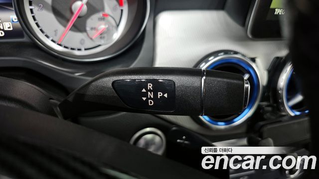 Mercedes-Benz GLA-Class GLA200 d 4MATIC