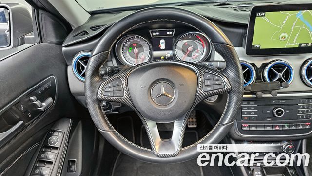 Mercedes-Benz GLA-Class GLA200 d 4MATIC