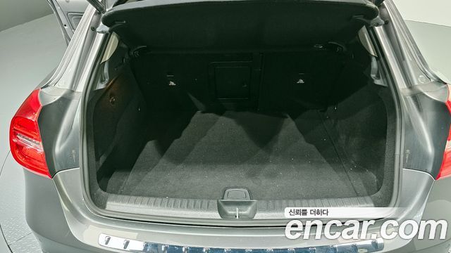 Mercedes-Benz GLA-Class GLA200 d 4MATIC