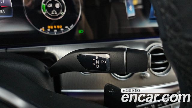 Mercedes-Benz E-Class E300 AMG Line