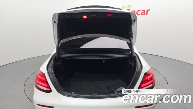 Mercedes-Benz E-Class E300 AMG Line