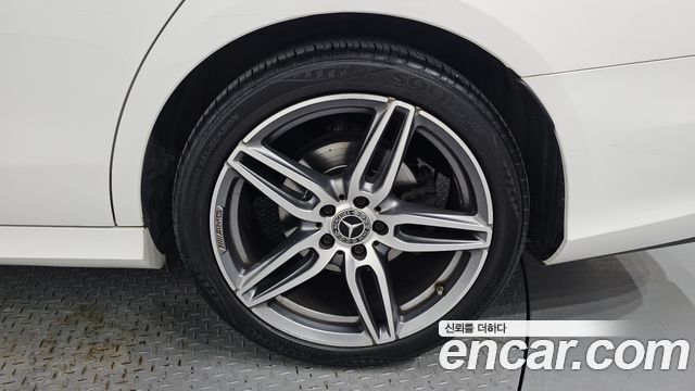 Mercedes-Benz E-Class E300 AMG Line