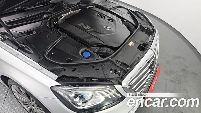 Mercedes-Benz S-Class S560L 4MATIC
