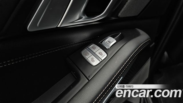 BMW X7 xDrive 40i M Sport 6STR