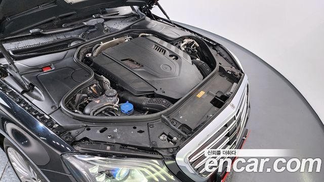 Mercedes-Benz S-Class S560L 4MATIC