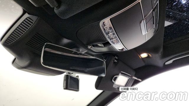 Mercedes-Benz S-Class S560L 4MATIC