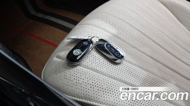 Mercedes-Benz S-Class S500L 4MATIC