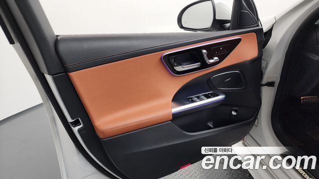 Mercedes-Benz C-Class C300 4MATIC AMG Line