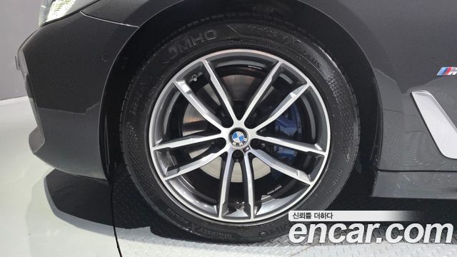 BMW 5-Series 523d M Sport