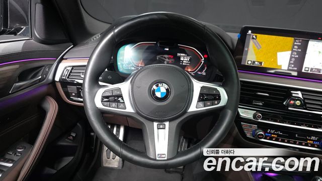 BMW 5-Series 523d M Sport