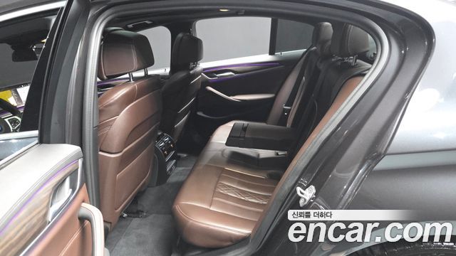 BMW 5-Series 523d M Sport