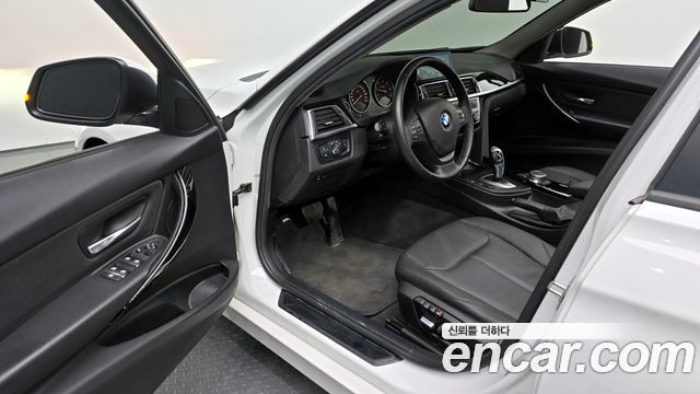 BMW 3-Series 320d