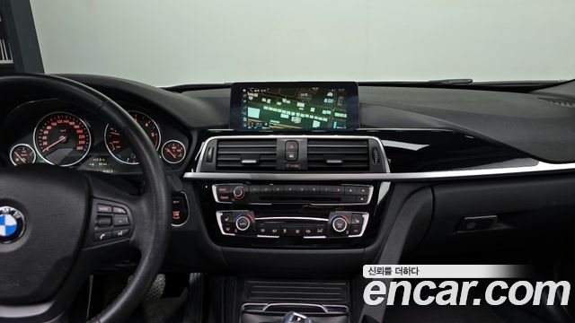 BMW 3-Series 320d