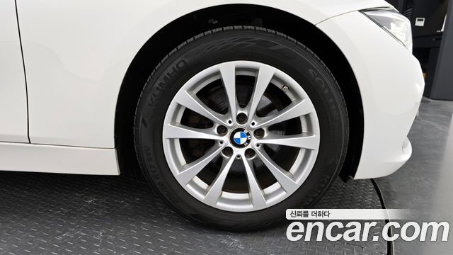 BMW 3-Series 320d