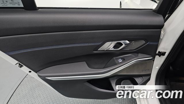 BMW 3-Series 320i M Sport