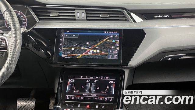 Audi e-tron S