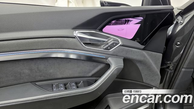 Audi e-tron S