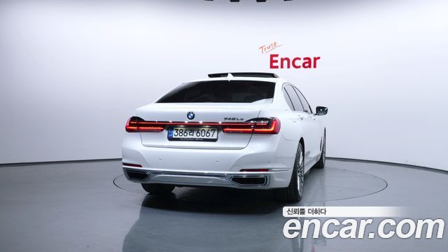 BMW 7-Series 745Le iPerformance Design Pure Excellence