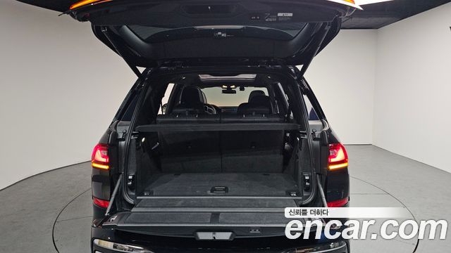 BMW X7 xDrive 40i M Sport 6STR