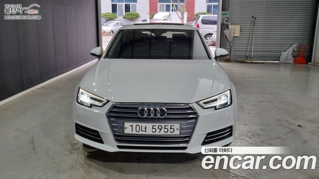 Audi A4 30 TDI Premium