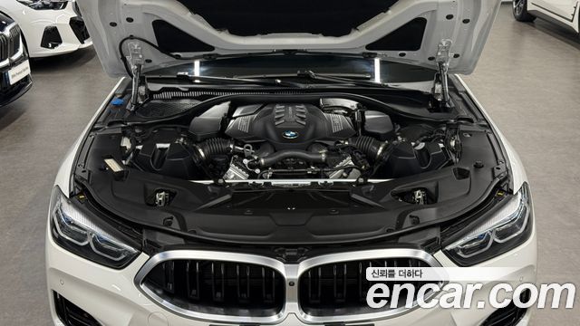 BMW 8-Series M850i xDrive Gran Coupe