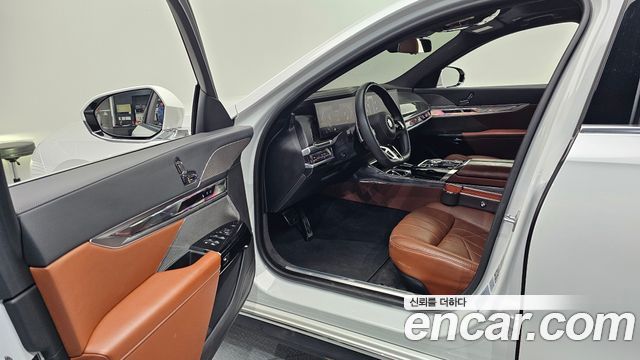 BMW 7-Series 740d xDrive M Sport