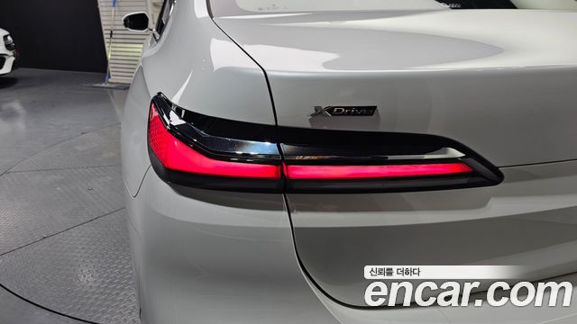 BMW 7-Series 740d xDrive M Sport